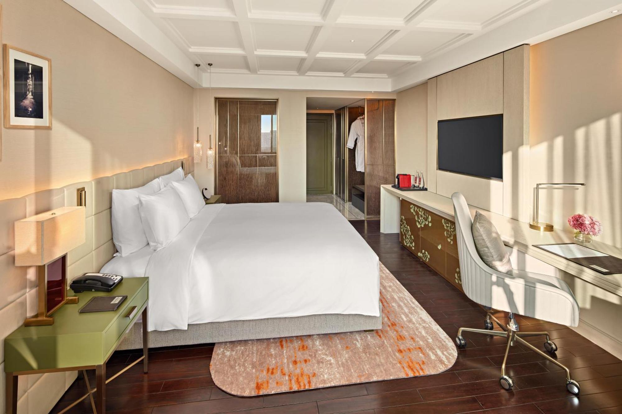 Mövenpick 5*