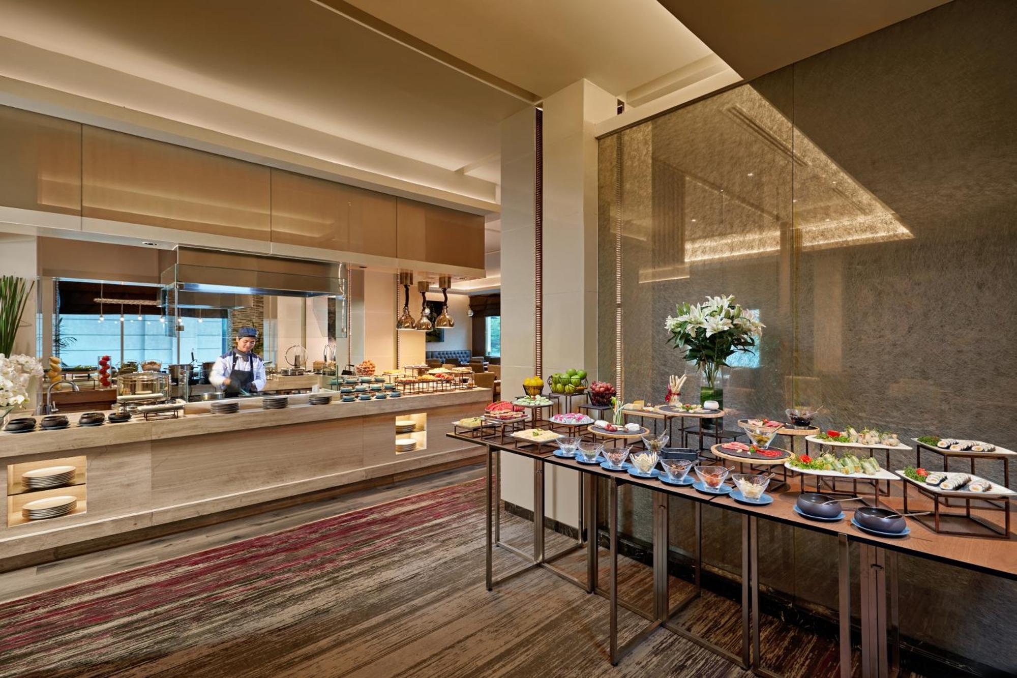 Mövenpick Hotel