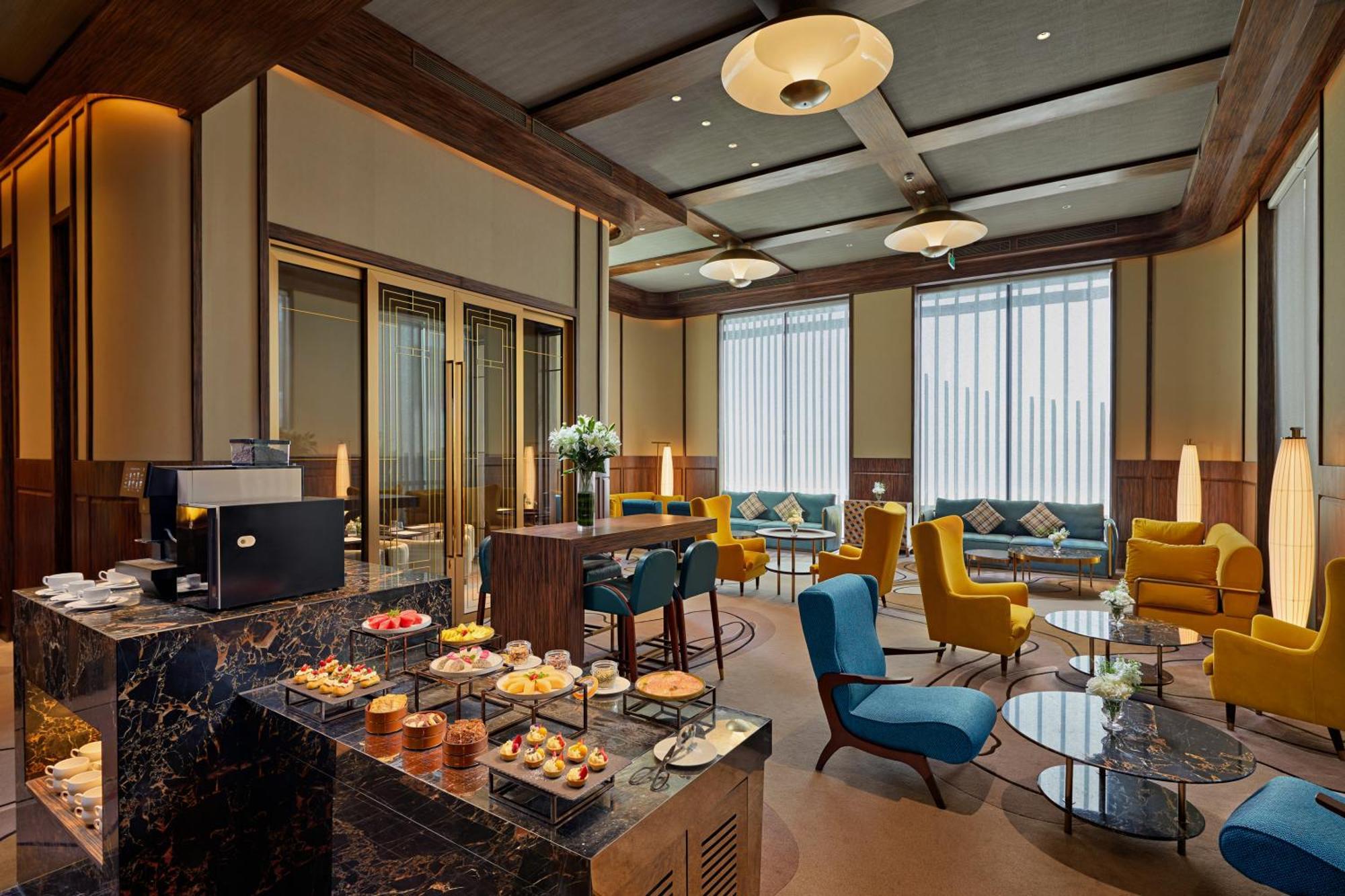 Khách sạn Movenpick Hà Nội Hà Nội