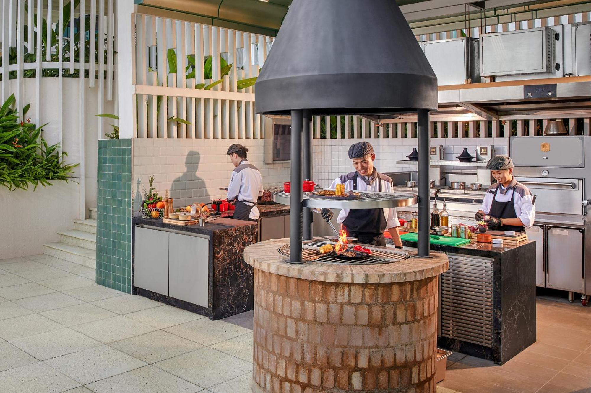 Movenpick Hà Nội Khách sạn