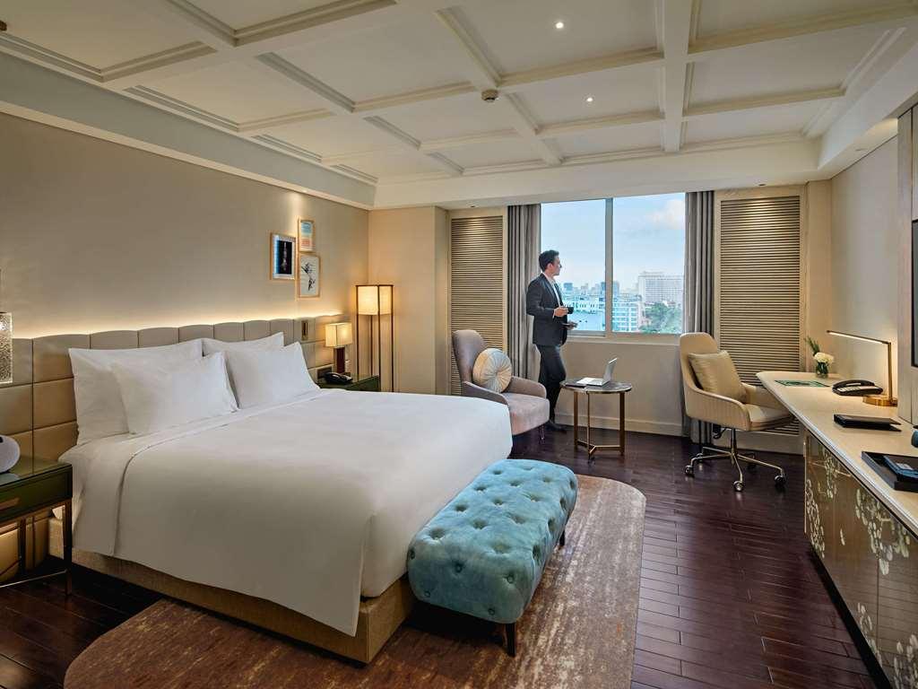 Mövenpick 5*