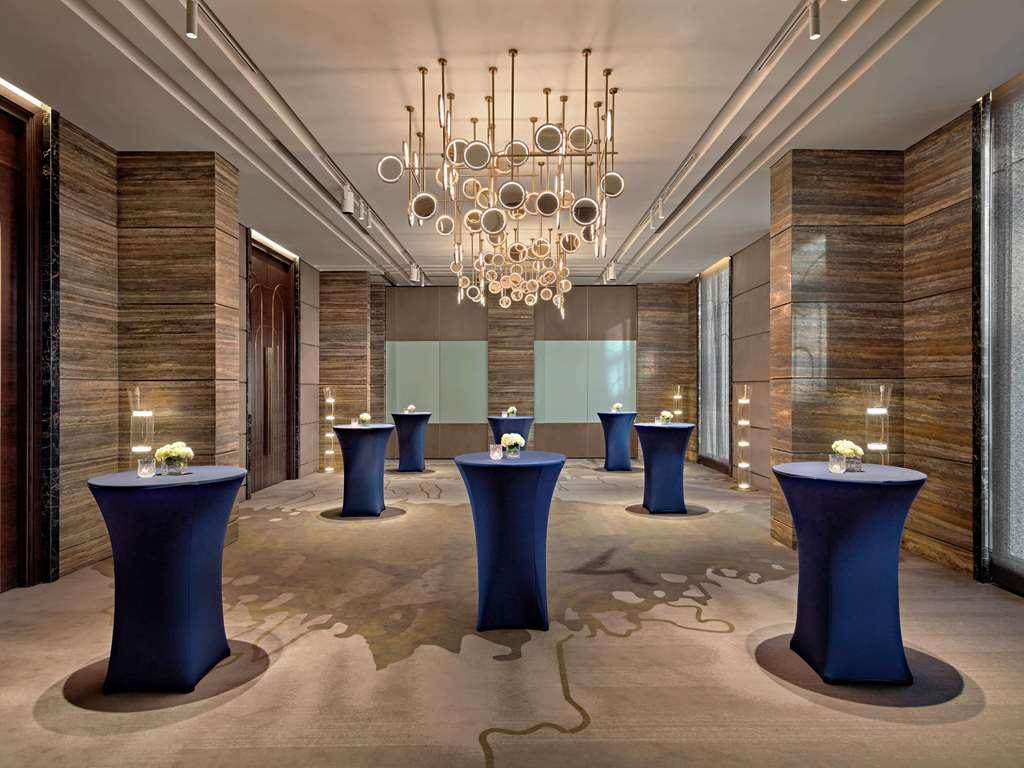 Mövenpick Hanoi