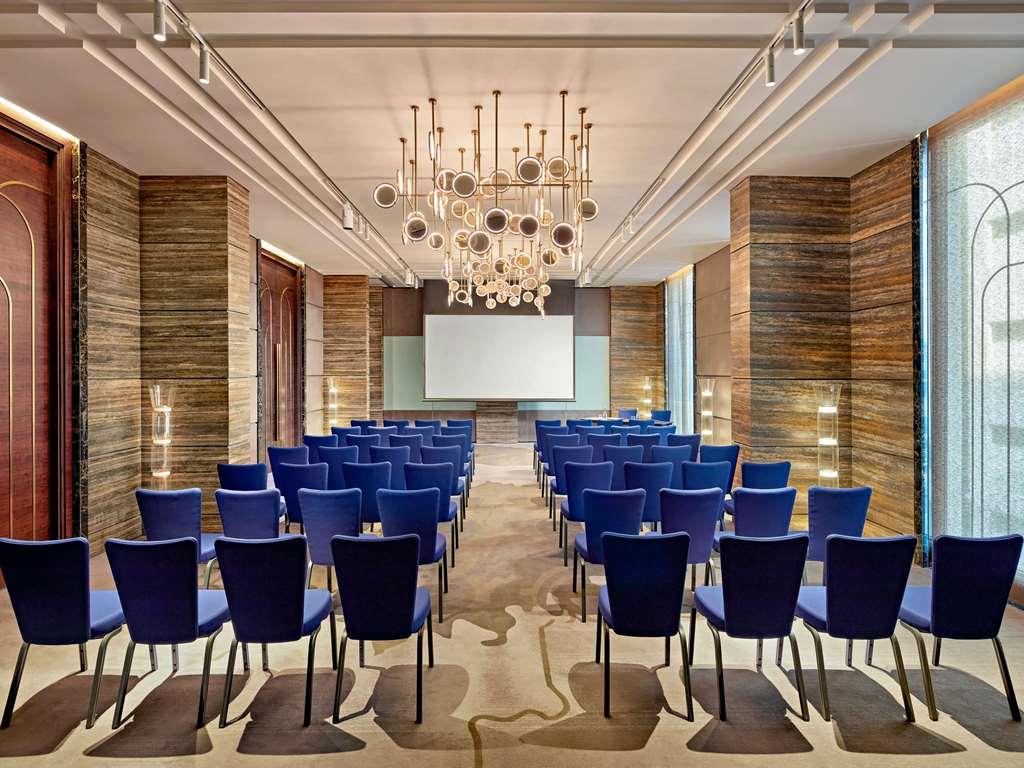 Mövenpick Hotel Hanoi